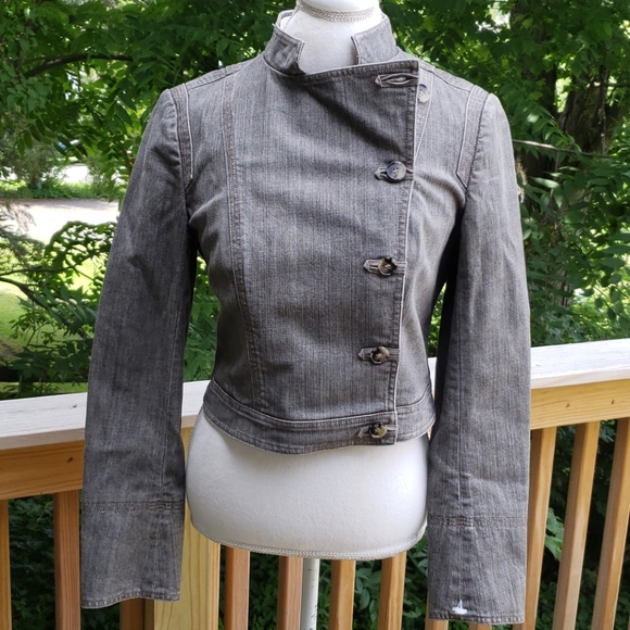 SALE⚡️NWOT Theory Maddox Crop Denim Jacket Sz L - Picture 1 of 10